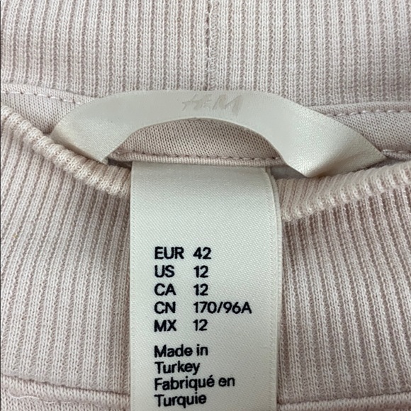 H&M - CROPPED SWEATSHIRT - Picture 7 of 8